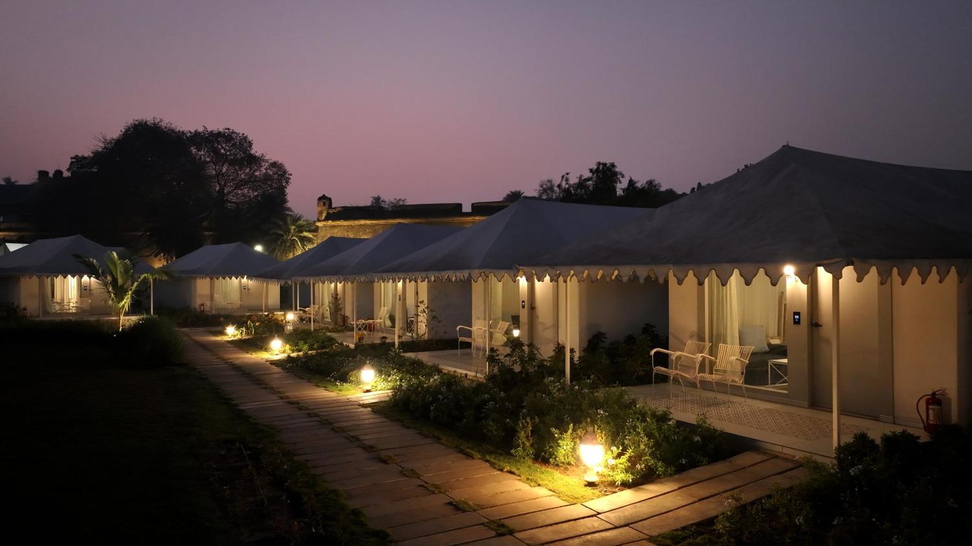 The Fern Seaside Luxurious Tent Resort Daman Bagian luar foto