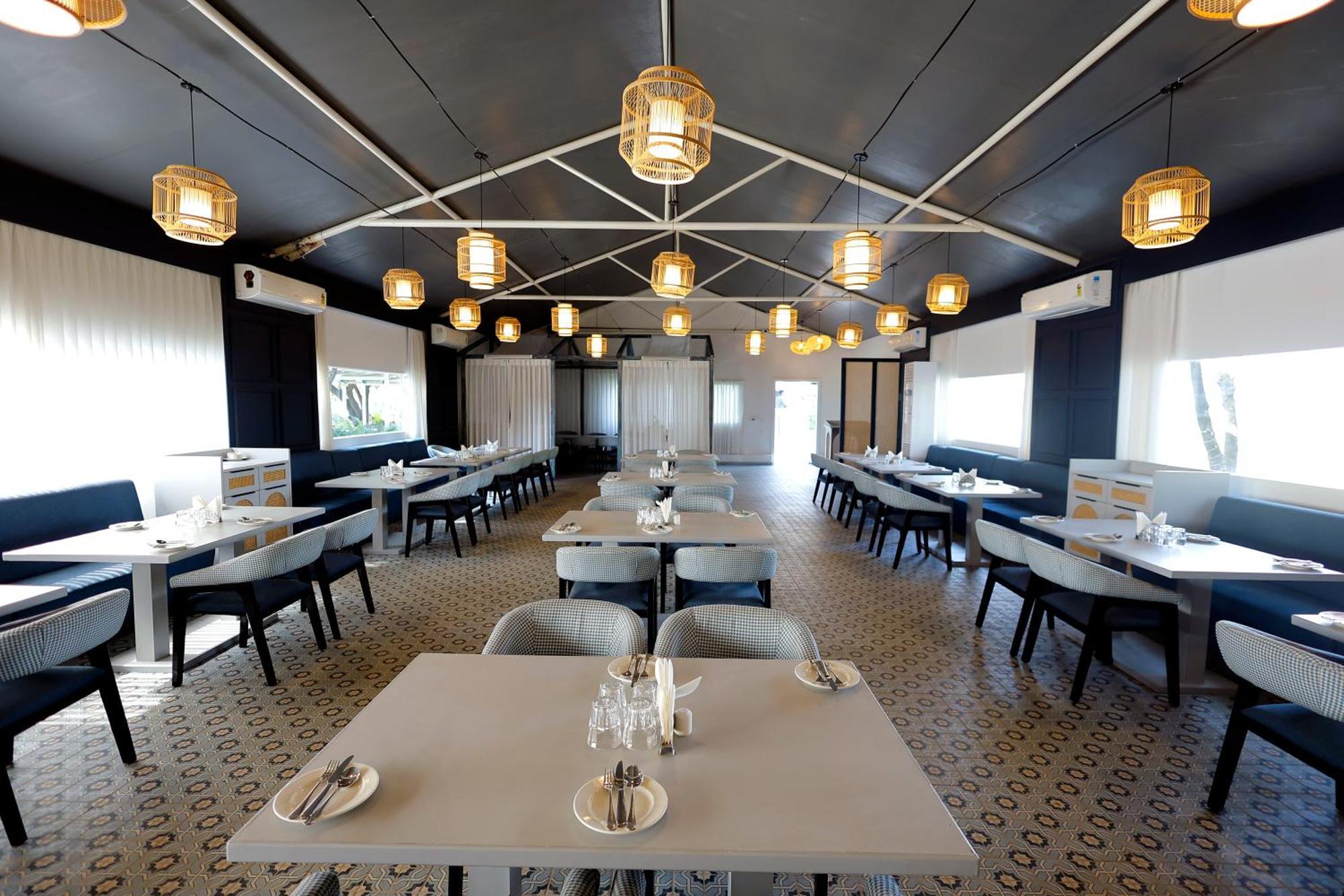 The Fern Seaside Luxurious Tent Resort Daman Bagian luar foto